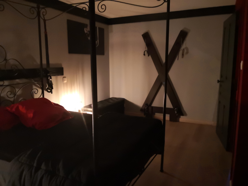 chambre croix refuge antre des vices